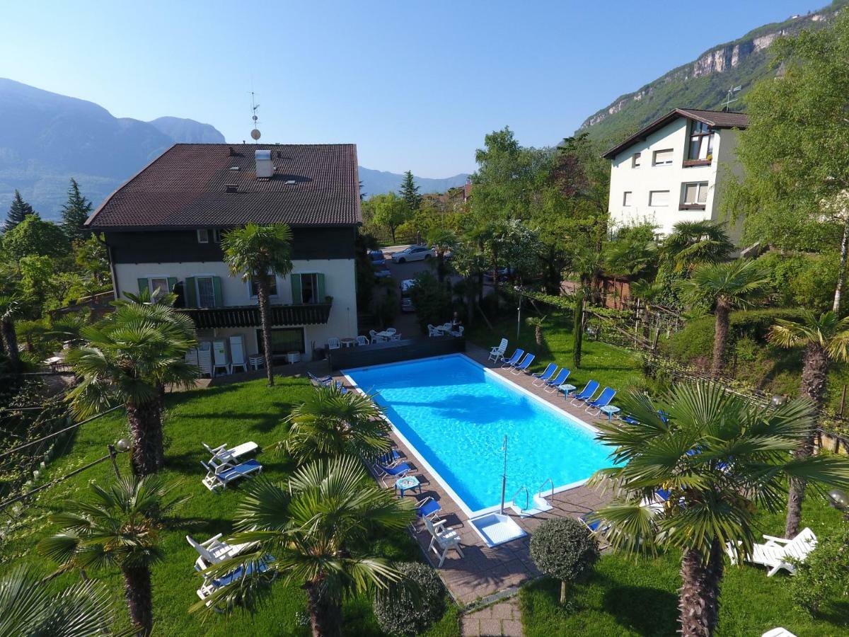 Hotel Pension Rechtenthal Termeno Exterior photo